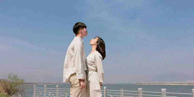 Chụp ảnh cặp là giây phút ghi lại khoảnh khắc tuyệt vời