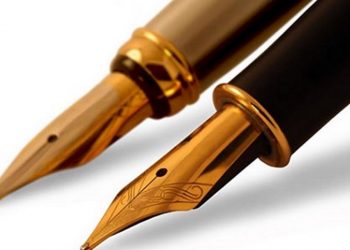 Bút máy và câu chuyện vẽ nên nét mực bao thế hệ học sinh