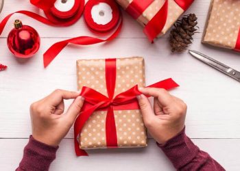 Bạn có thể sử dụng cách gói quà trong các dịp lễ
