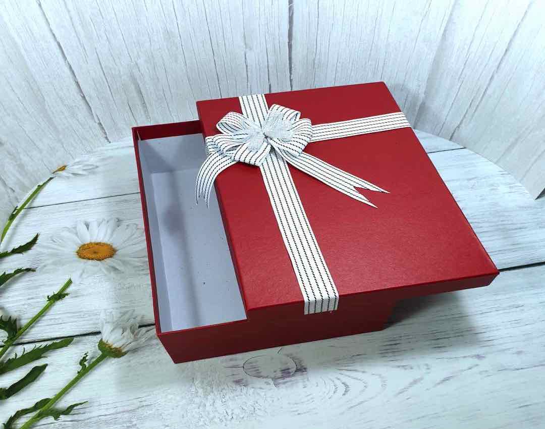20 mẫu hộp quà hộp đựng quà đẹp độc đáo mới nhất