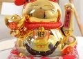 Mèo tài lộc màu vàng